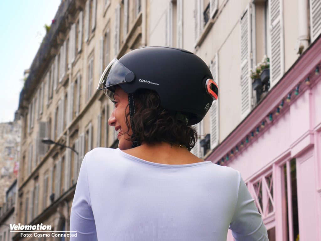 Cosmo Connected und Allianz Partners launchen High-Tech-Helm Fusion+